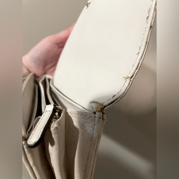 Michael Kors Wallet - Picture 4 of 5